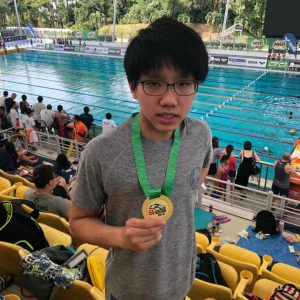恭喜本會泳員陳柏江在馬來西亞分齡錦標賽中11-12歲組50米蝶式勇奪第一名