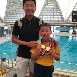 恭喜泳員於靈糧堂秀德小學水運會中拿到多項獎牌