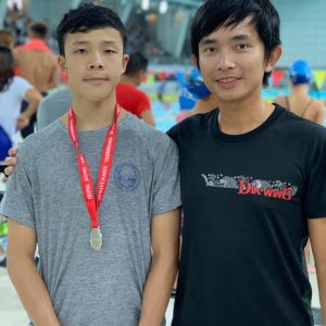 恭喜本會泳員王海藍在香港業餘游泳總會舉辦第一組第二節短池分齡賽13-14歲組50米自由式獲得第二名